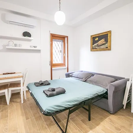 The Voice Of The Moon Apartment Rome Exterior photo