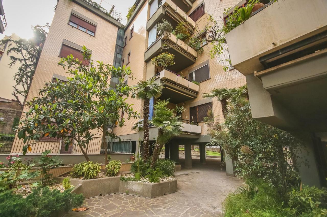 Apartment The Voice Of The Moon